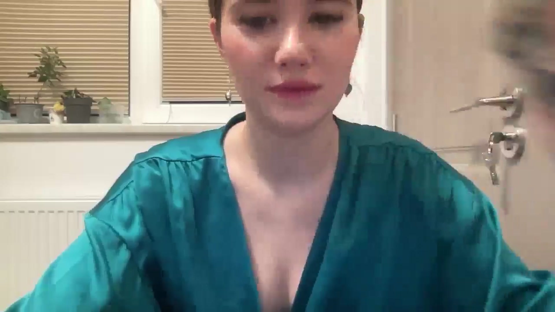 Gallery image thumbnail from Elvira's myfreecams stream on, 03/18/2026, 24:31 image 15 of 20