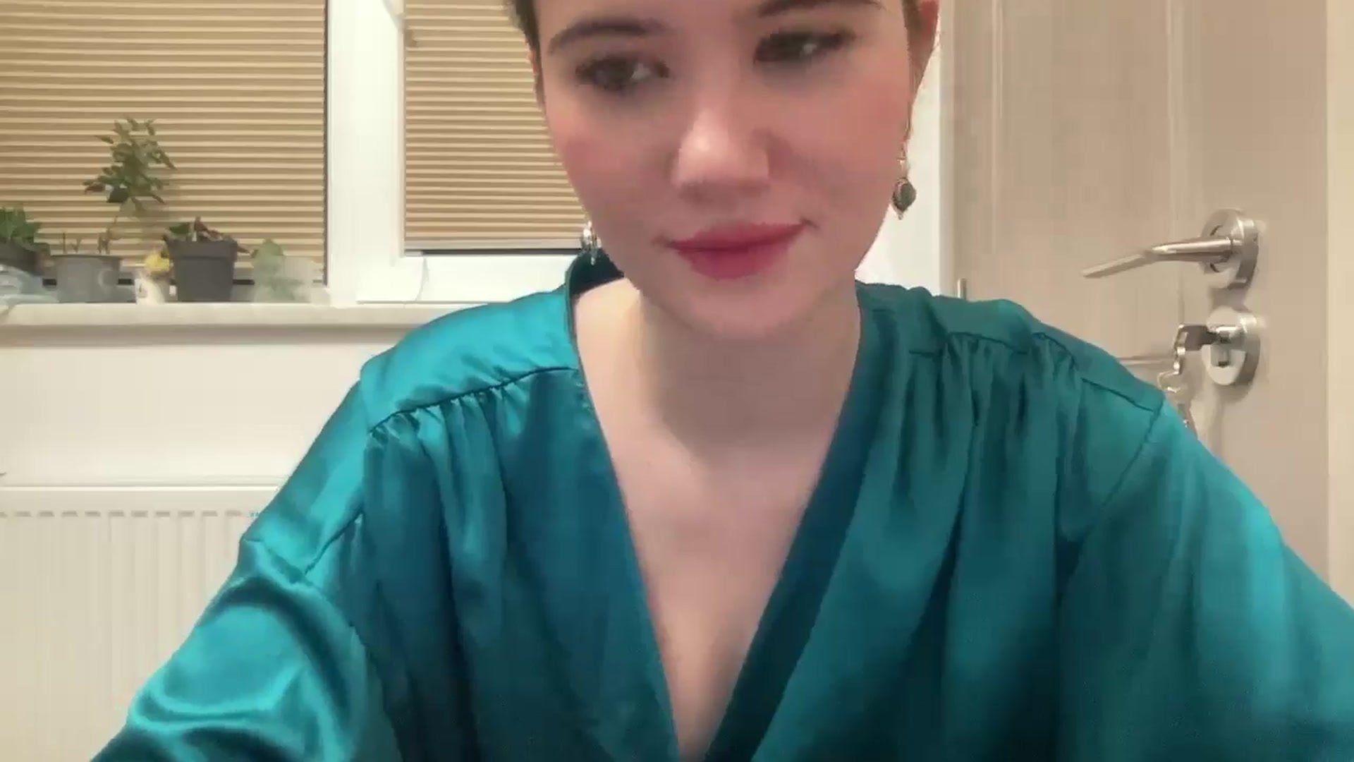 Gallery image thumbnail from Elvira's myfreecams stream on, 03/18/2026, 24:31 image 4 of 20