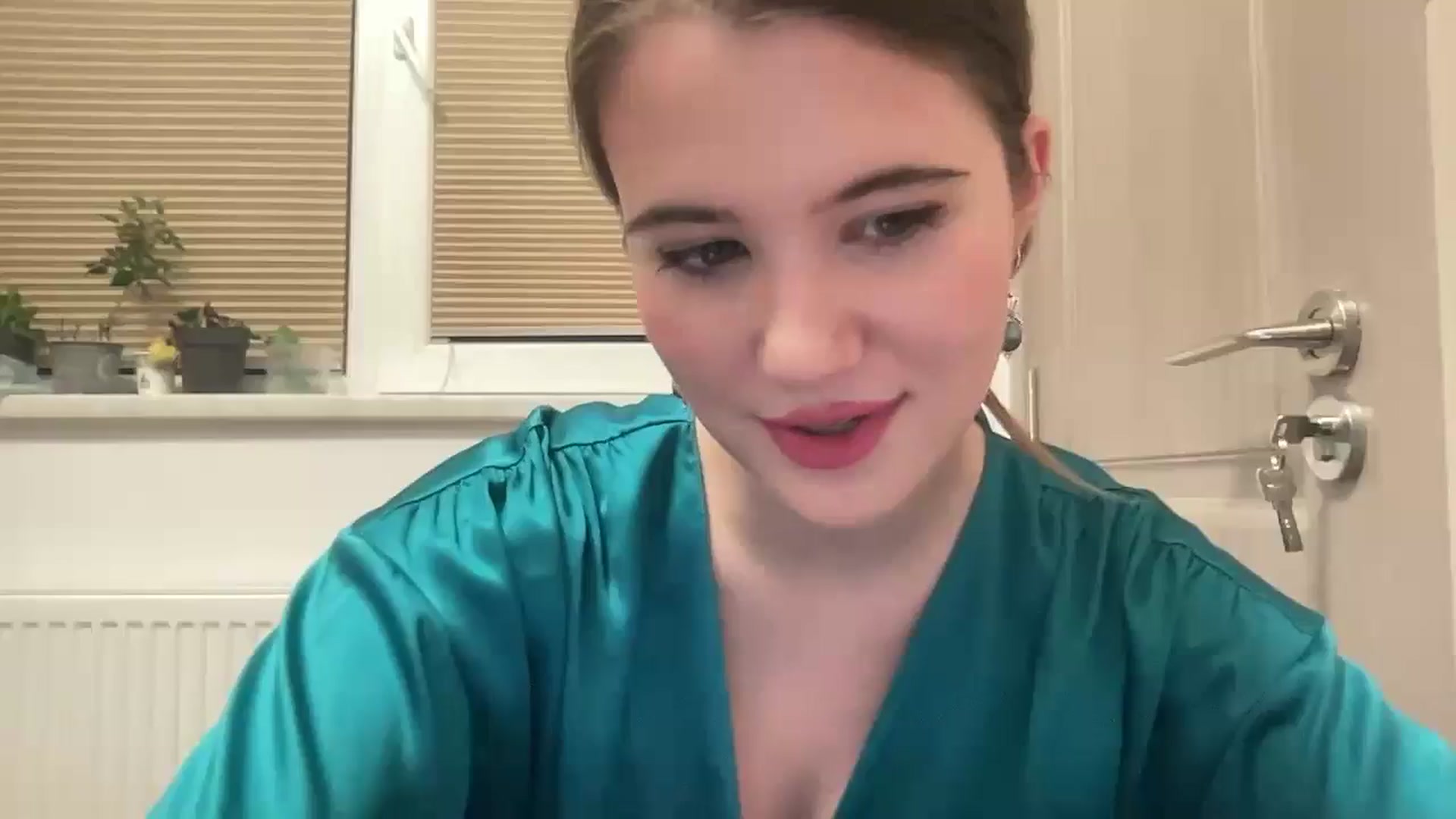 Gallery image thumbnail from Elvira's myfreecams stream on, 03/18/2026, 01:38 image 1 of 20
