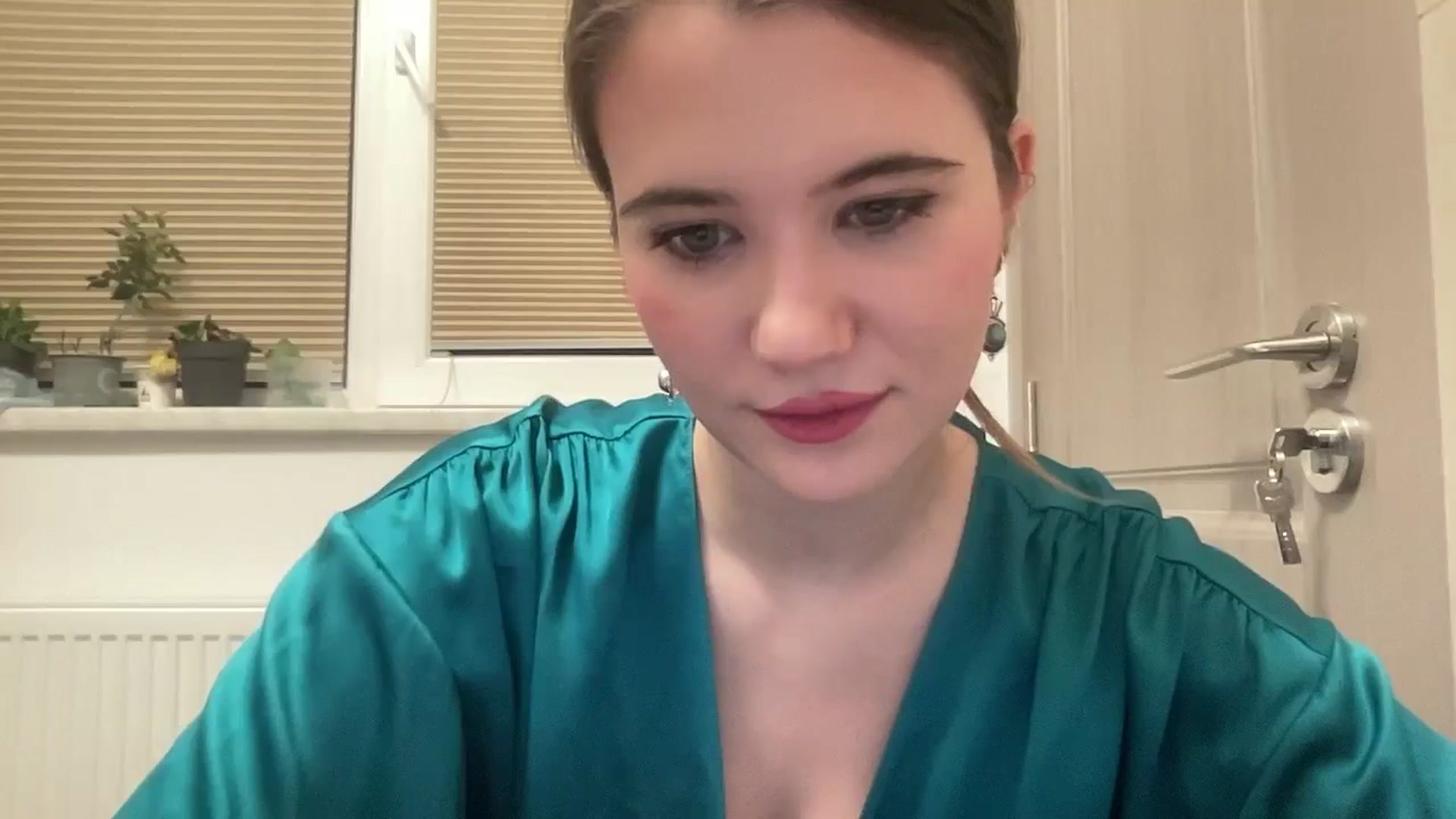 Gallery image thumbnail from Elvira's myfreecams stream on, 03/18/2026, 01:38 image 4 of 20