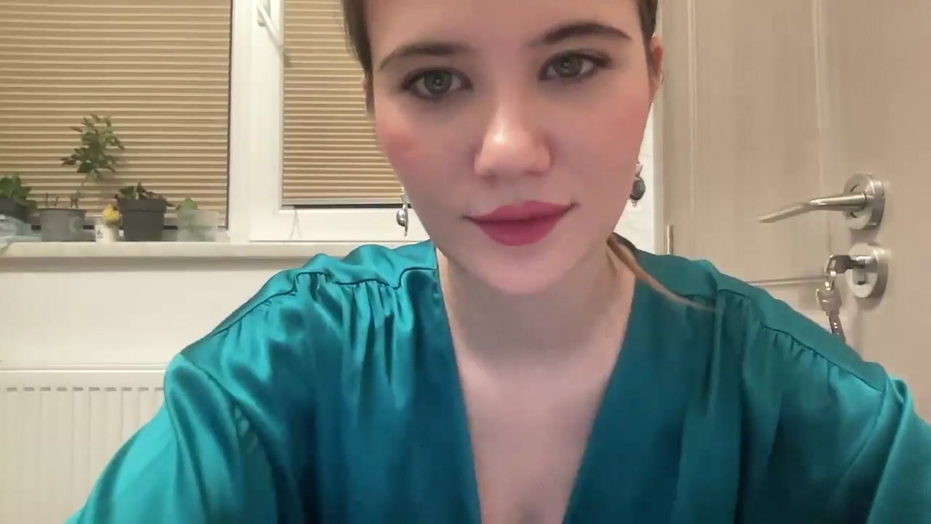 Gallery image thumbnail from Elvira's myfreecams stream on, 03/18/2026, 01:38 image 18 of 20