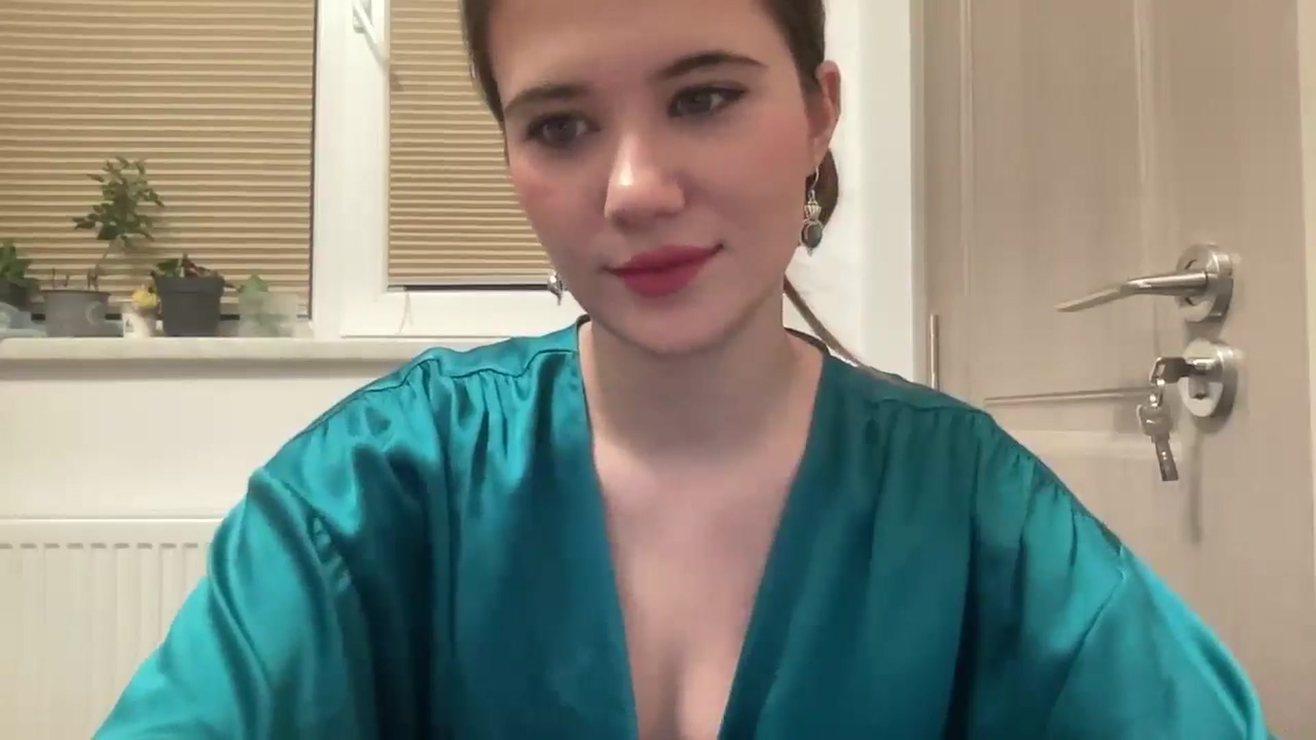 Gallery image thumbnail from Elvira's myfreecams stream on, 03/18/2026, 01:38 image 8 of 20