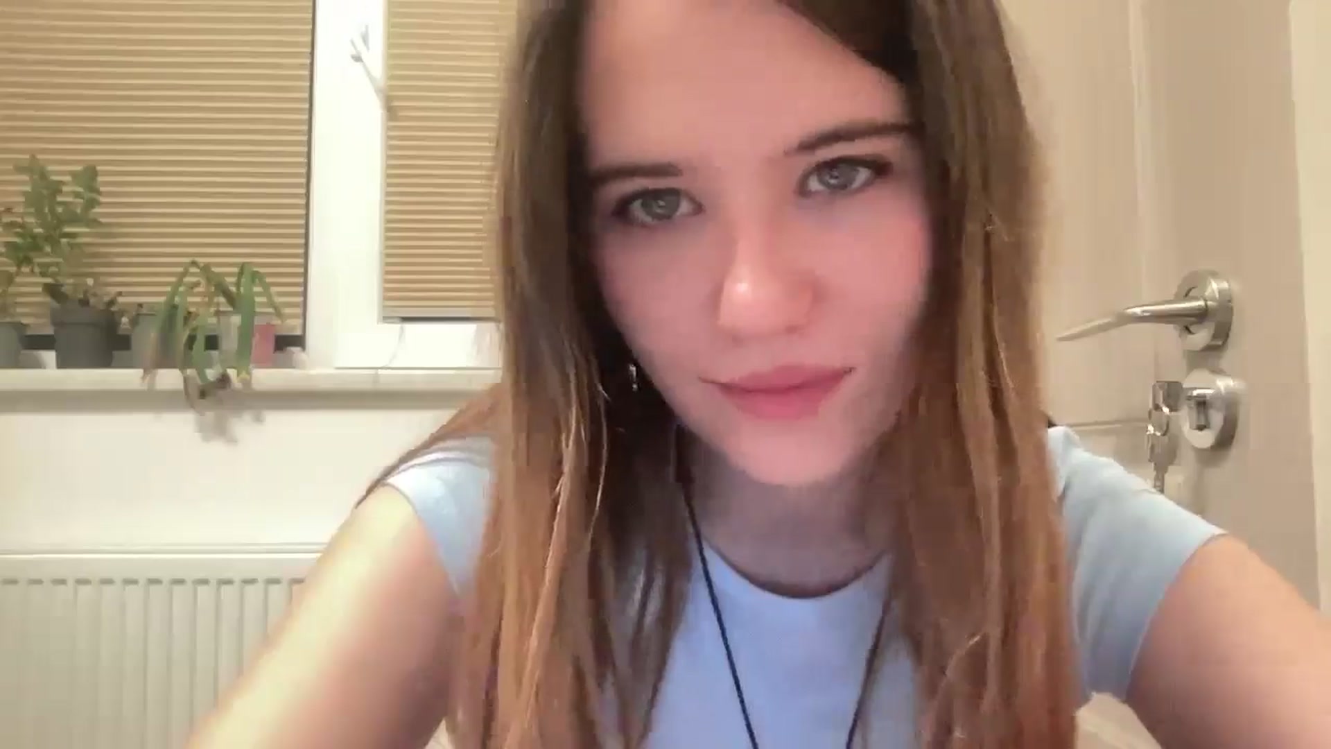 Gallery image thumbnail from Elvira's myfreecams stream on, 04/18/2026, 20:05 image 19 of 20