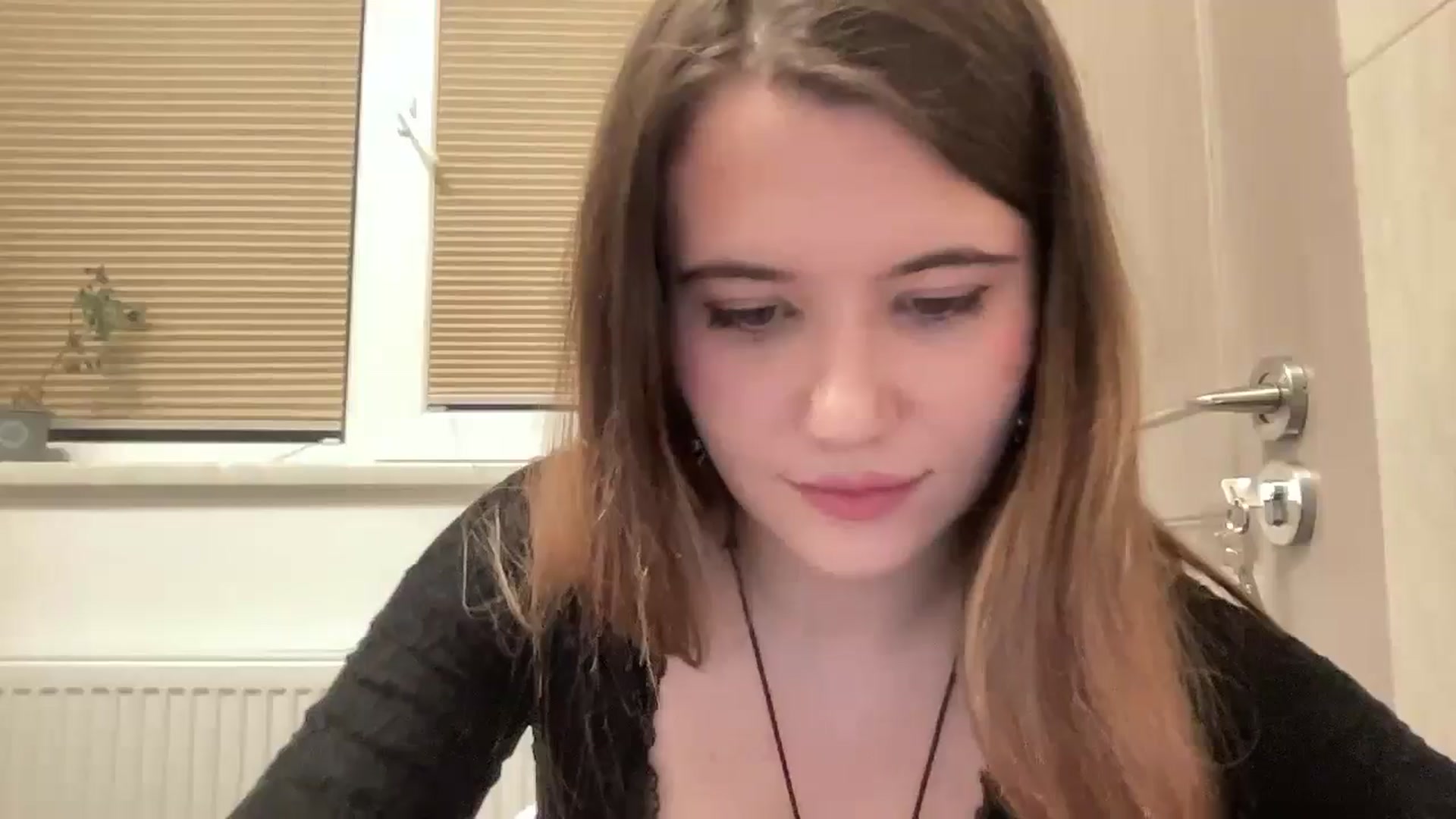 Gallery image thumbnail from Elvira's myfreecams stream on, 04/30/2026, 20:32 image 13 of 20