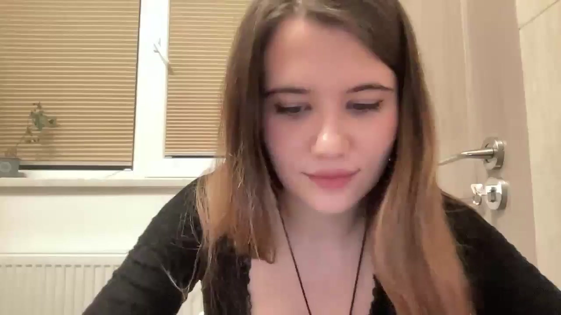 Gallery image thumbnail from Elvira's myfreecams stream on, 04/30/2026, 20:32 image 16 of 20