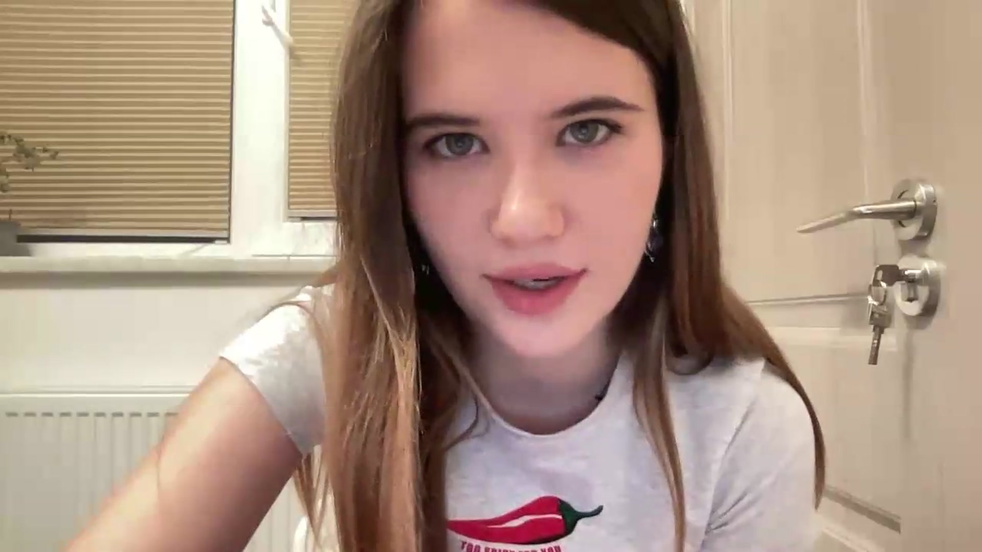 Gallery image thumbnail from Elvira's myfreecams stream on, 05/15/2026, 21:24 image 16 of 20