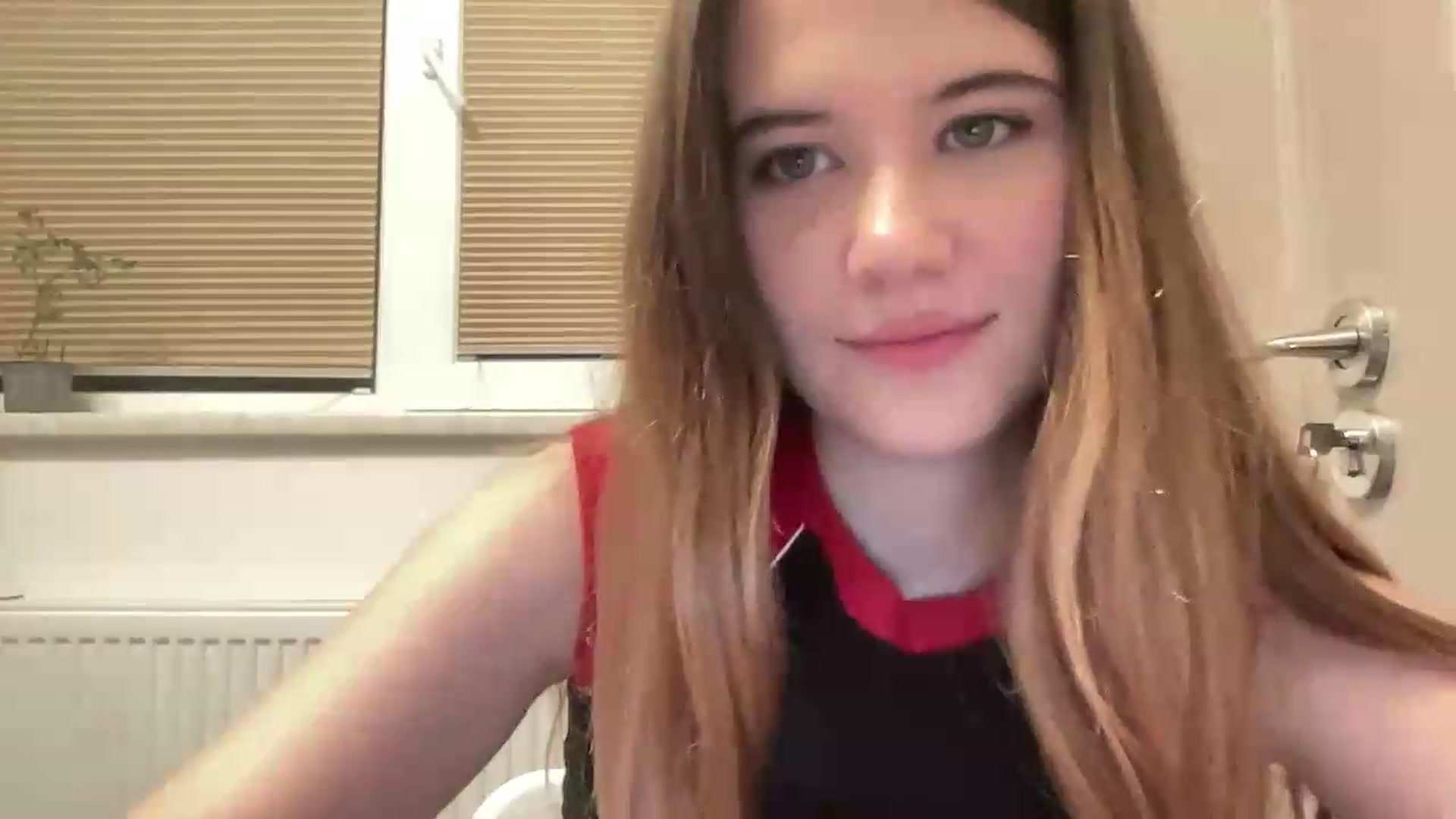 Gallery image thumbnail from Elvira's myfreecams stream on, 05/25/2026, 20:44 image 3 of 20