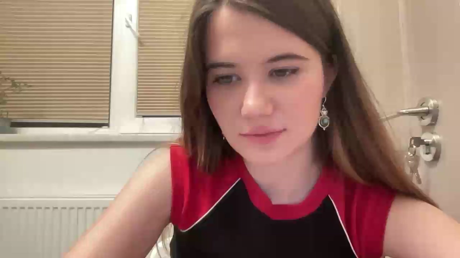 Gallery image thumbnail from Elvira's myfreecams stream on, 05/26/2026, 24:00 image 7 of 20