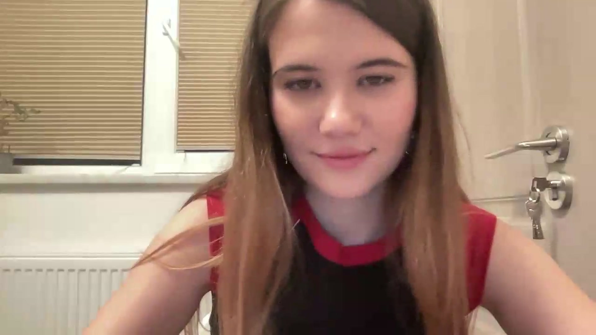 Gallery image thumbnail from Elvira's myfreecams stream on, 05/26/2026, 24:00 image 14 of 20