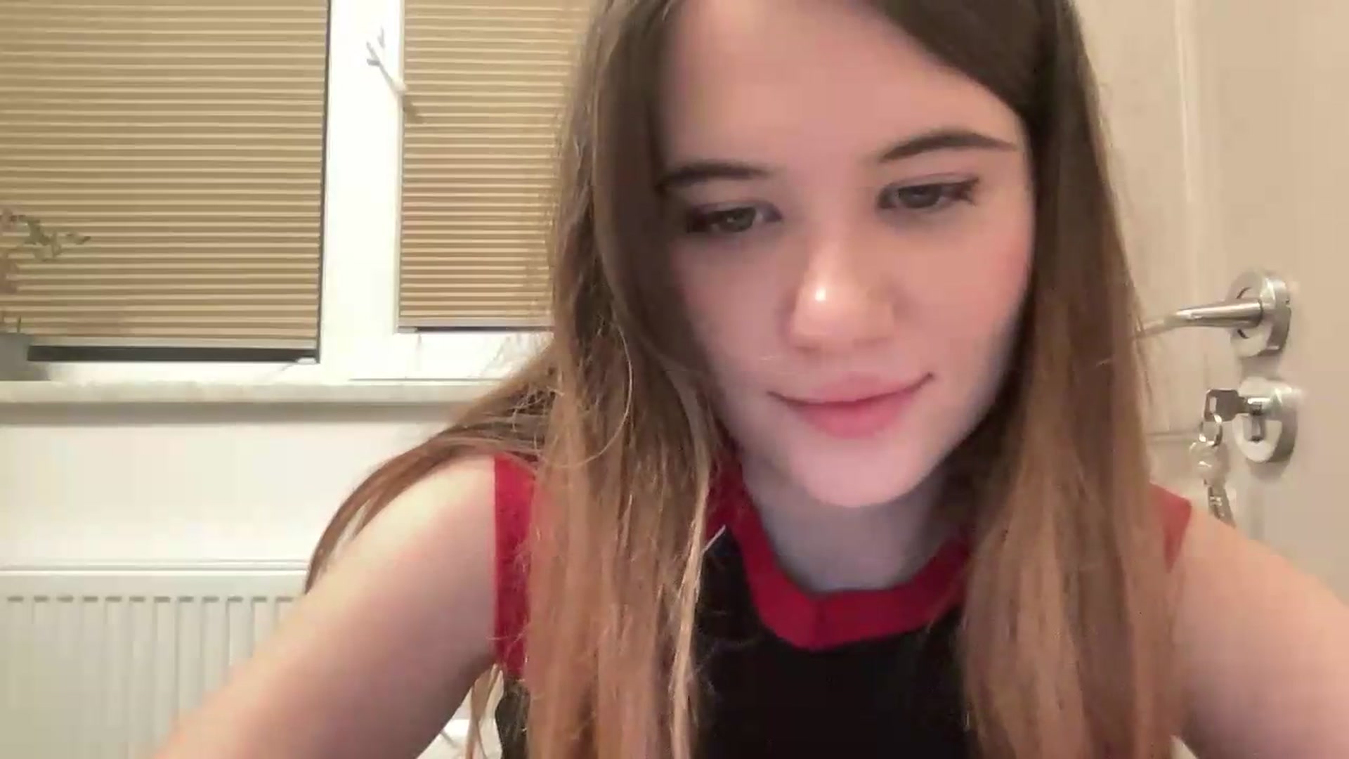 Gallery image thumbnail from Elvira's myfreecams stream on, 05/26/2026, 01:33 image 5 of 20