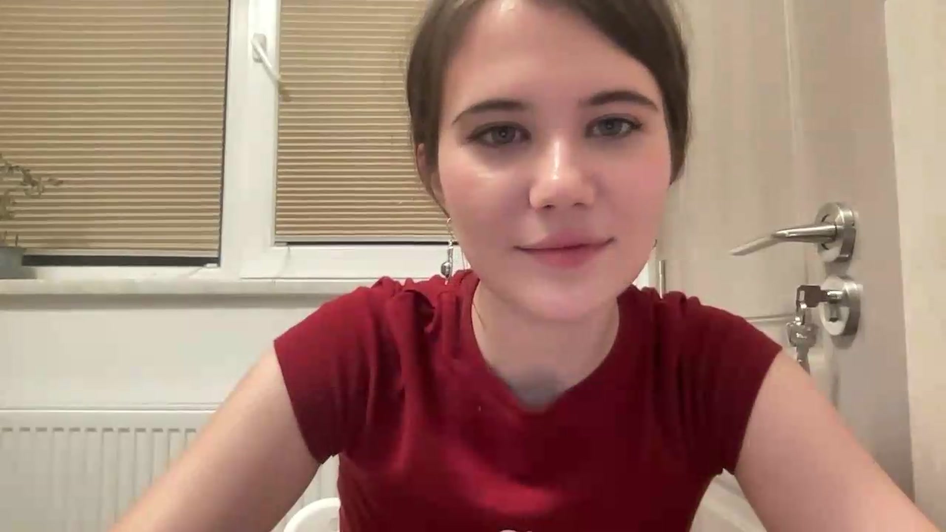 Gallery image thumbnail from Elvira's myfreecams stream on, 05/27/2026, 02:09 image 12 of 20