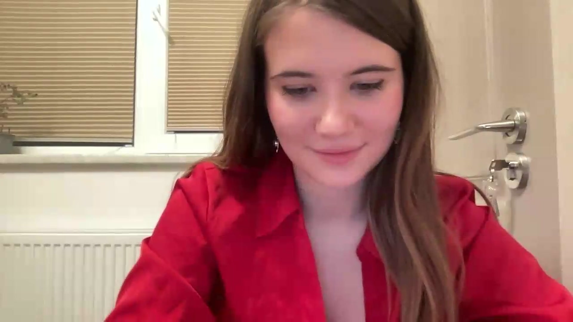 Gallery image thumbnail from Elvira's myfreecams stream on, 05/28/2026, 24:01 image 6 of 20