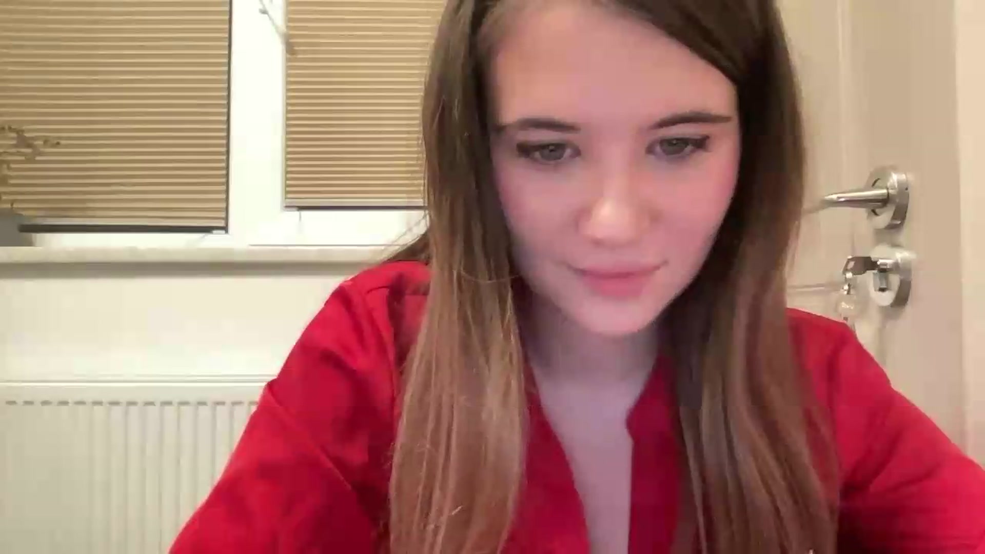 Gallery image thumbnail from Elvira's myfreecams stream on, 05/28/2026, 24:01 image 12 of 20