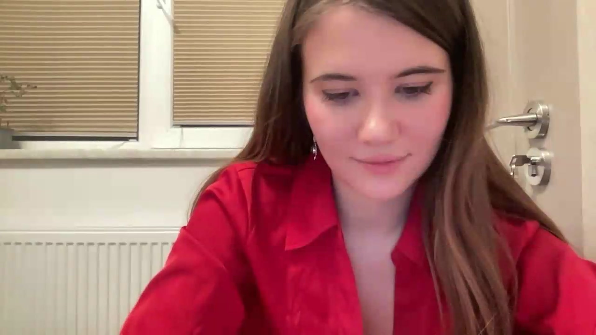 Gallery image thumbnail from Elvira's myfreecams stream on, 05/28/2026, 24:01 image 11 of 20