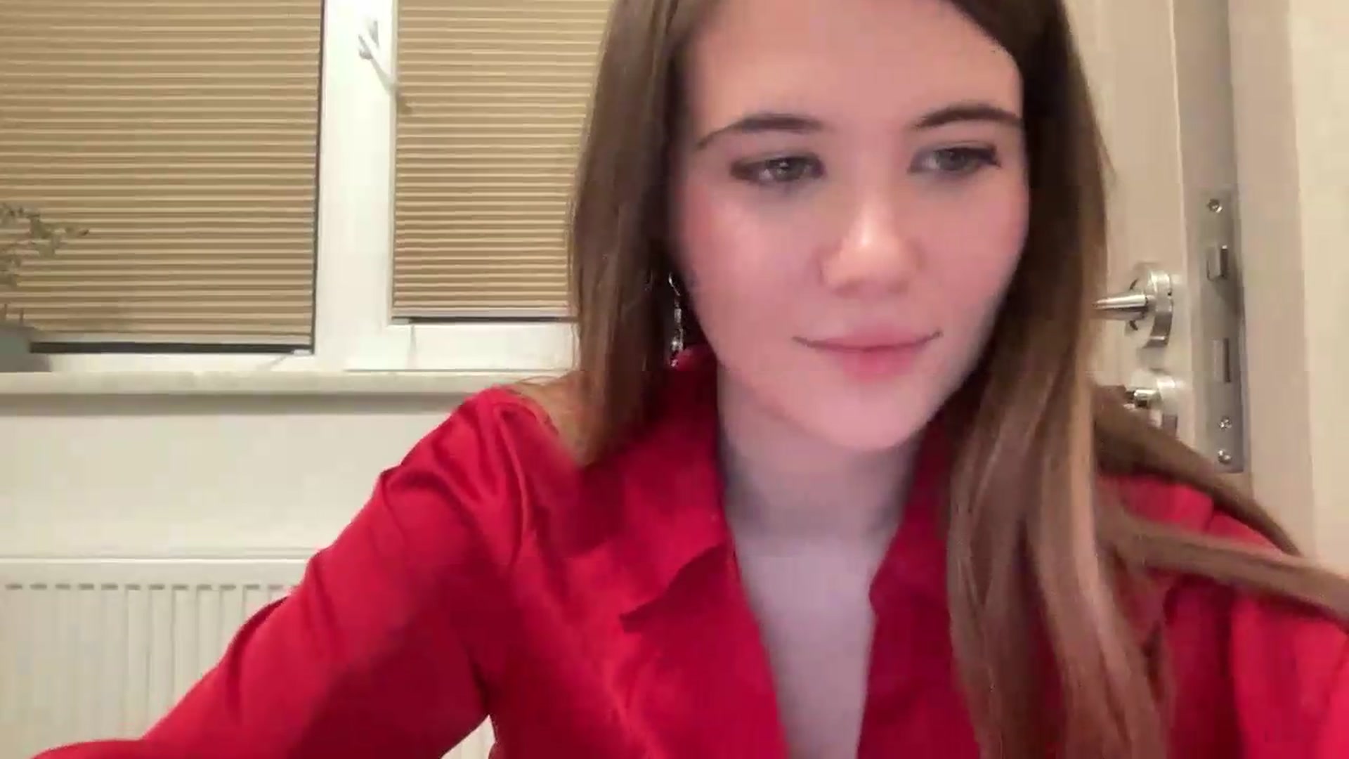 Gallery image thumbnail from Elvira's myfreecams stream on, 05/28/2026, 24:01 image 2 of 20