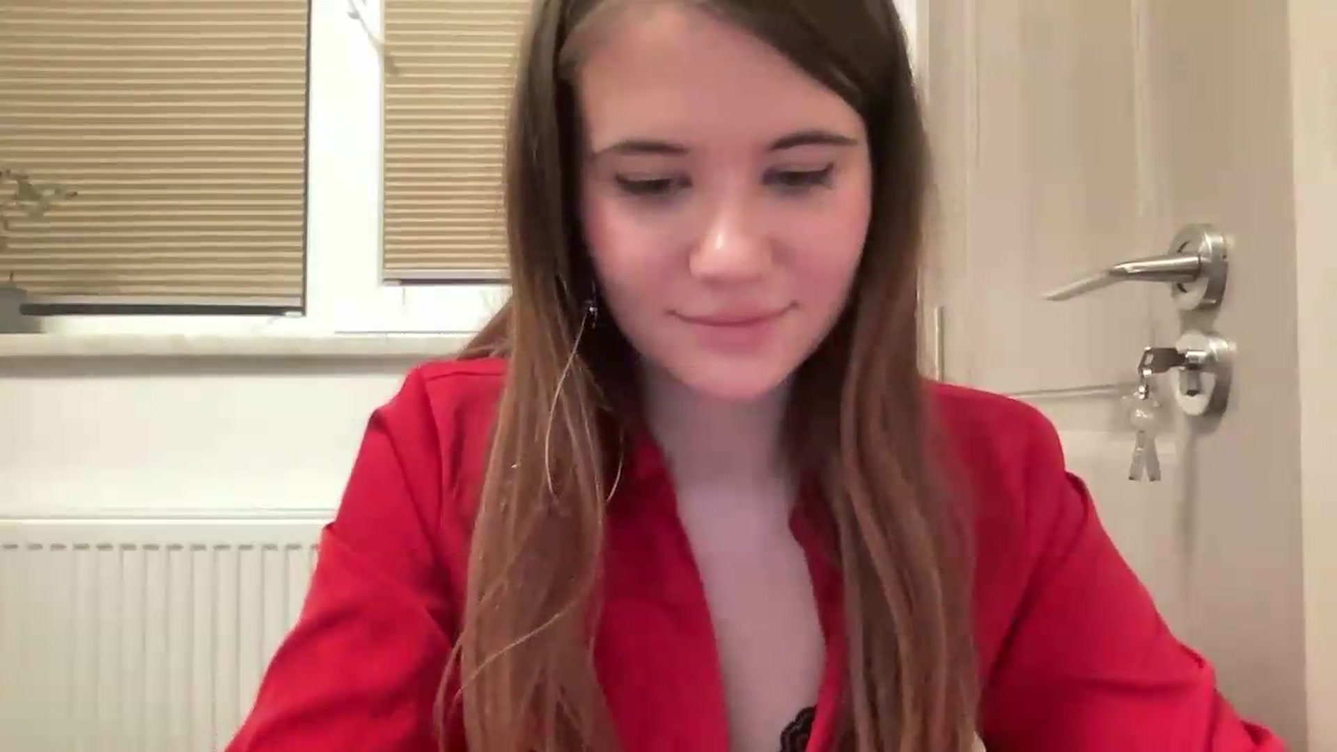 Gallery image thumbnail from Elvira's myfreecams stream on, 05/28/2026, 24:27 image 12 of 20