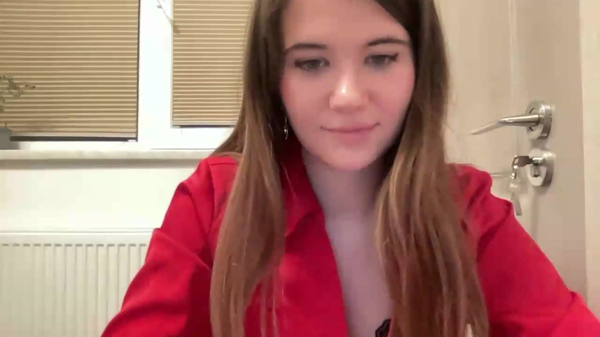 Gallery image thumbnail from Elvira's myfreecams stream on, 05/28/2026, 24:27 image 15 of 20