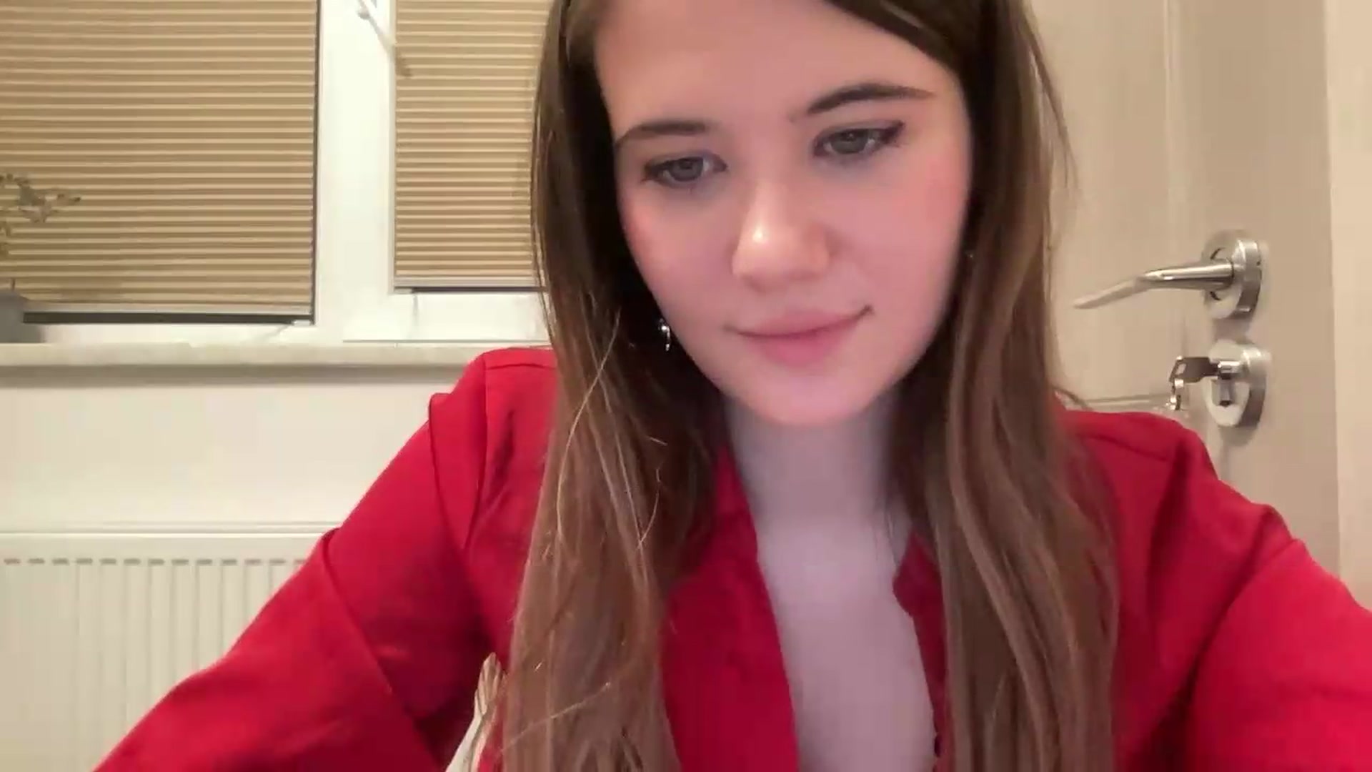 Gallery image thumbnail from Elvira's myfreecams stream on, 05/28/2026, 24:27 image 7 of 20