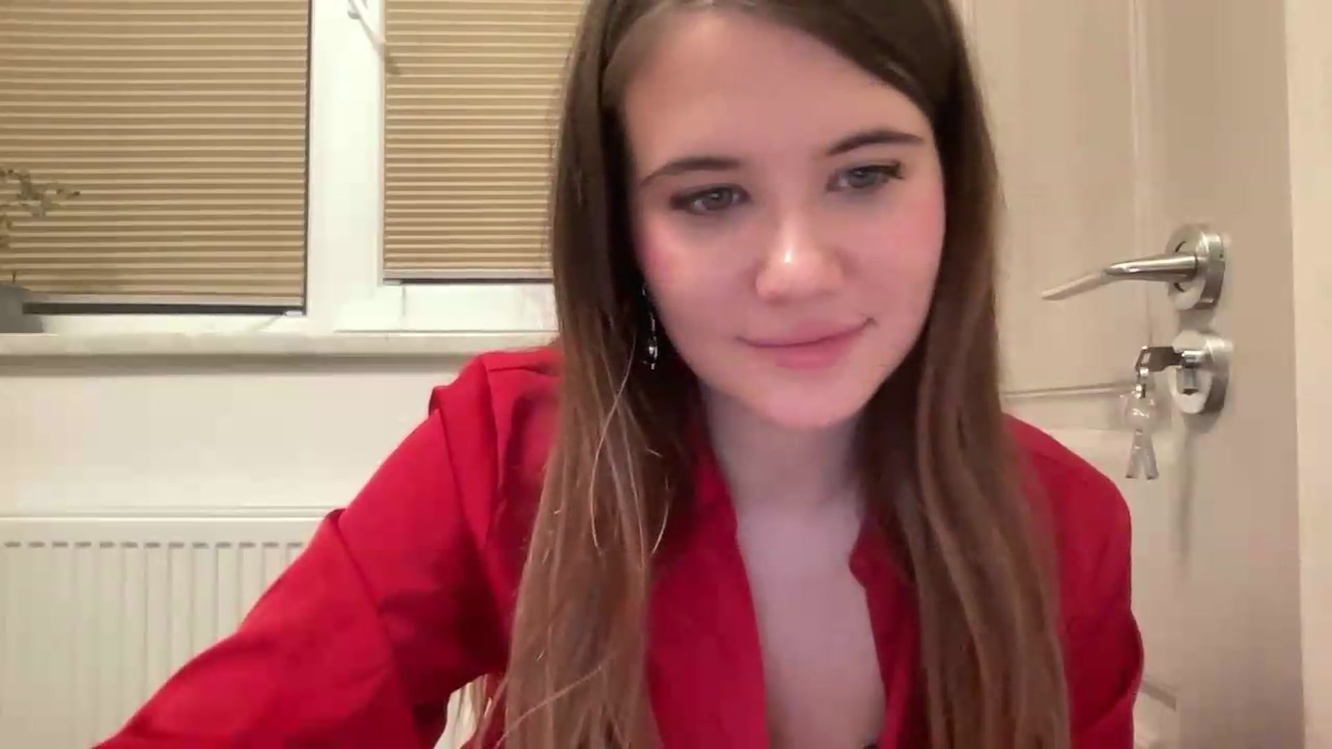 Gallery image thumbnail from Elvira's myfreecams stream on, 05/28/2026, 24:27 image 9 of 20