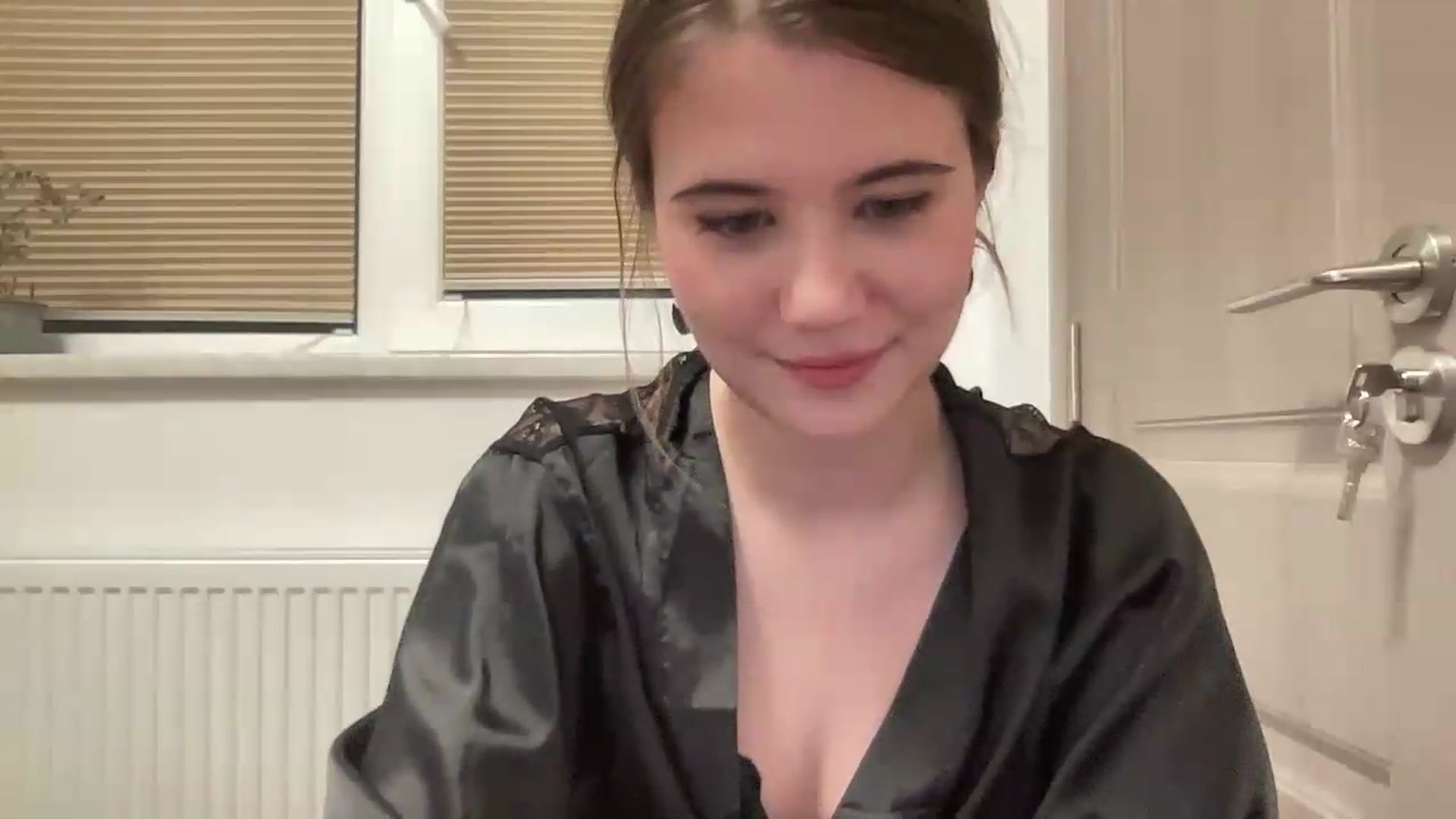 Gallery image thumbnail from Elvira's myfreecams stream on, 06/02/2026, 23:45 image 6 of 20