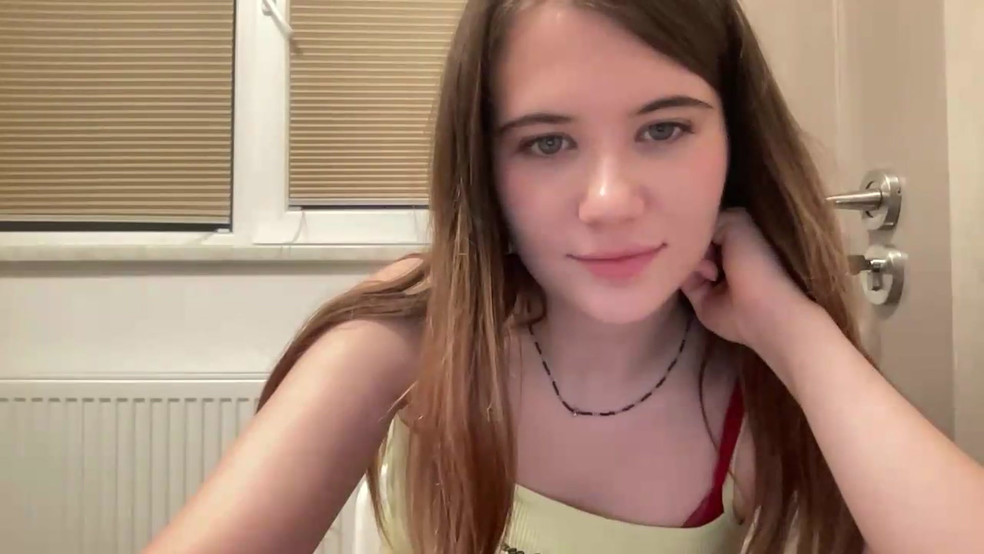 Gallery image thumbnail from Elvira's myfreecams stream on, 06/05/2026, 01:11 image 20 of 20