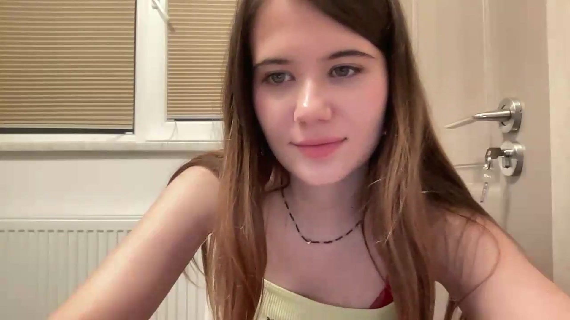 Gallery image thumbnail from Elvira's myfreecams stream on, 06/05/2026, 01:11 image 18 of 20