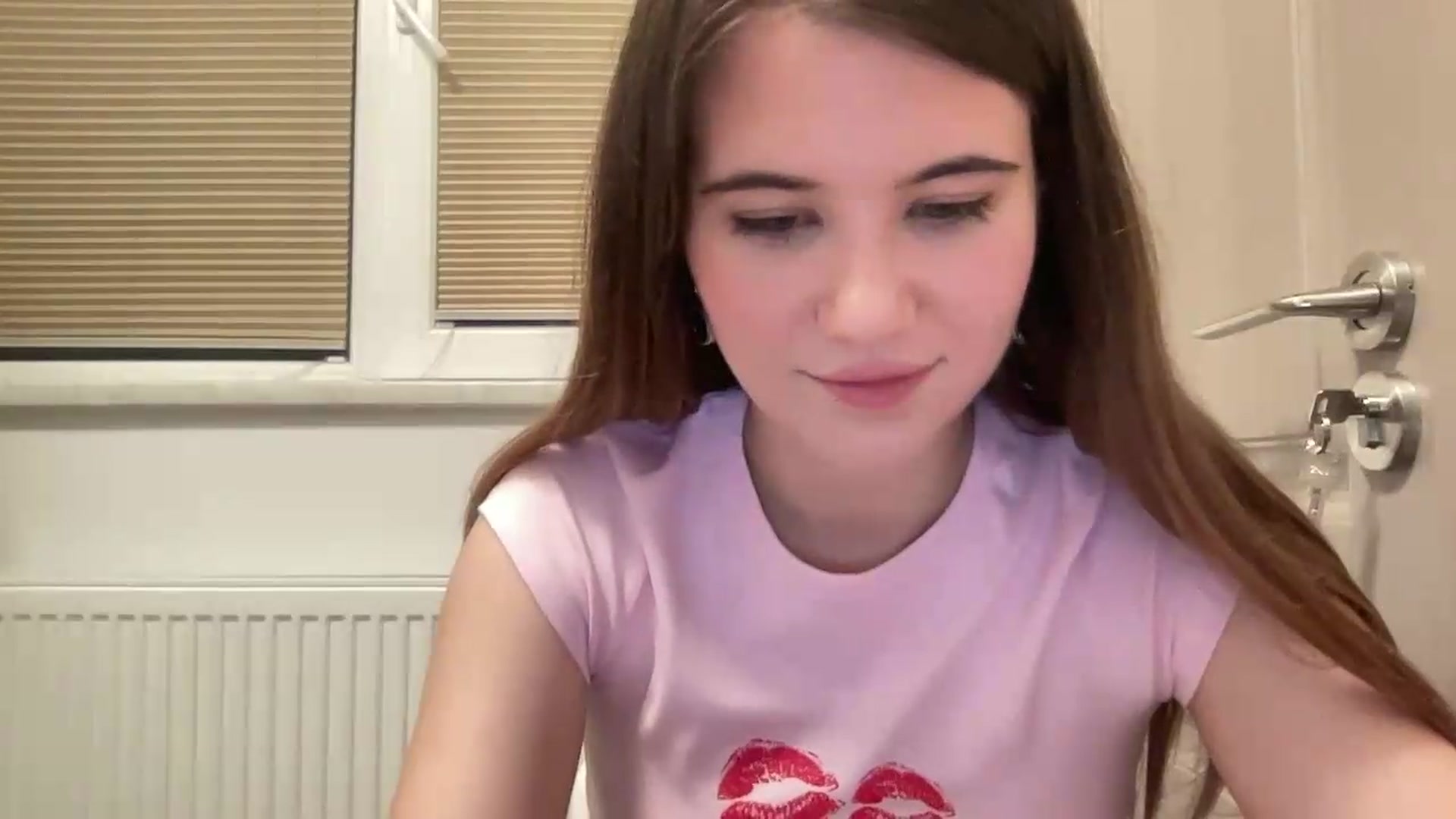Gallery image thumbnail from Elvira's myfreecams stream on, 06/05/2026, 20:26 image 15 of 20