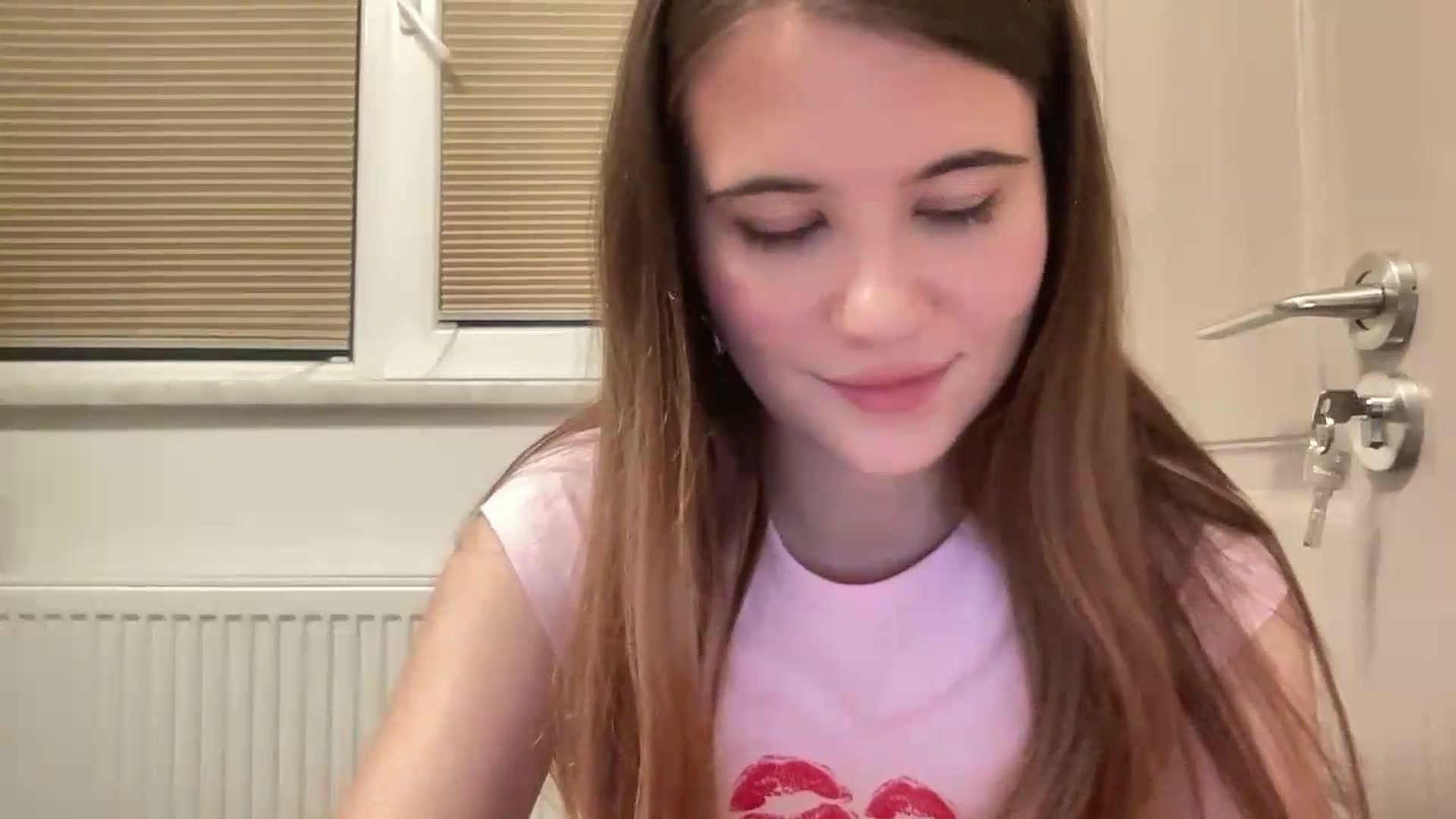 Gallery image thumbnail from Elvira's myfreecams stream on, 06/05/2026, 20:26 image 8 of 20