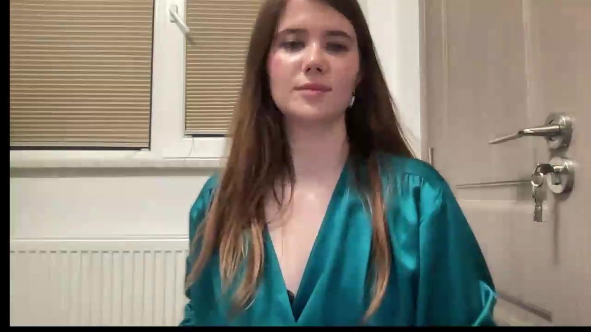 Gallery image thumbnail from Elvira's myfreecams stream on, 06/07/2026, 24:06 image 19 of 20