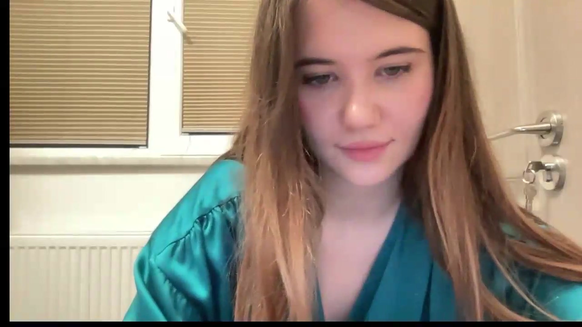 Gallery image thumbnail from Elvira's myfreecams stream on, 06/07/2026, 24:06 image 3 of 20