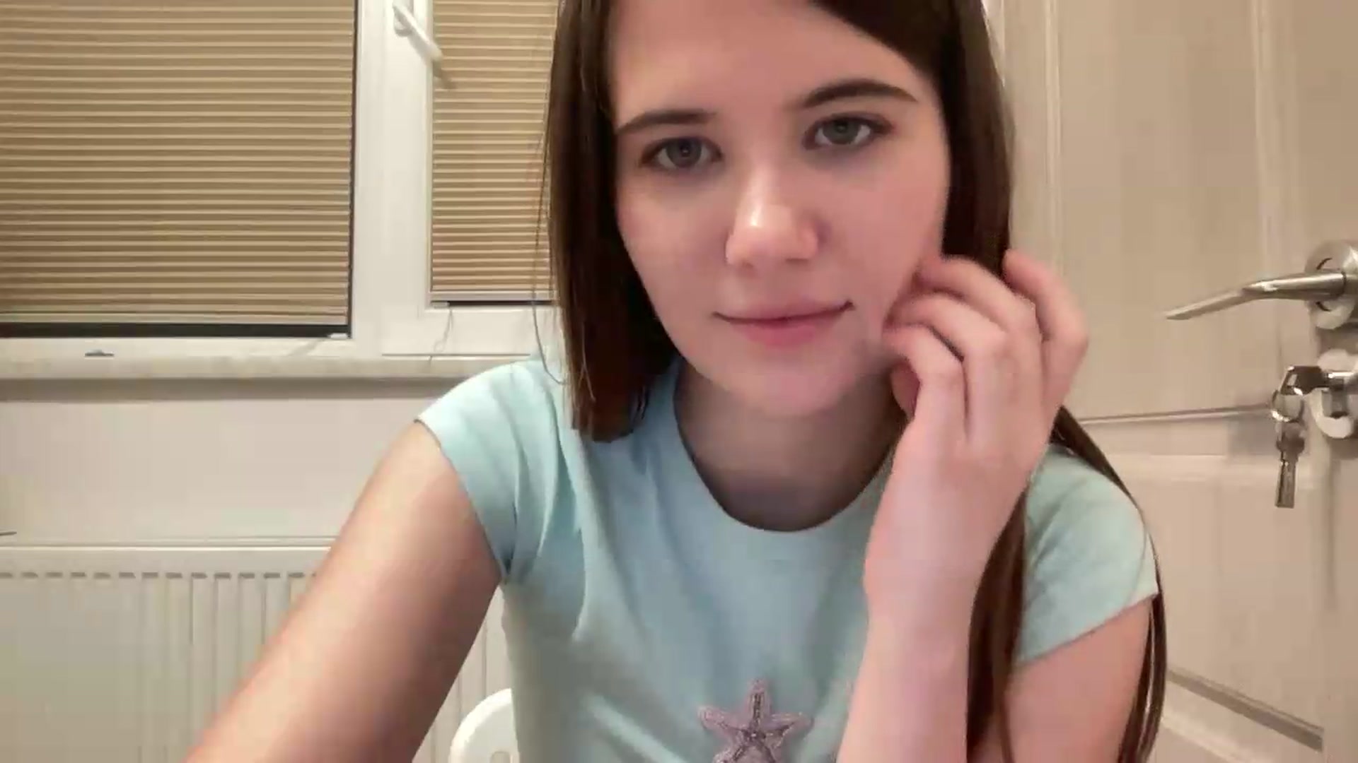 Gallery image thumbnail from Elvira's myfreecams stream on, 06/09/2026, 24:36 image 6 of 20