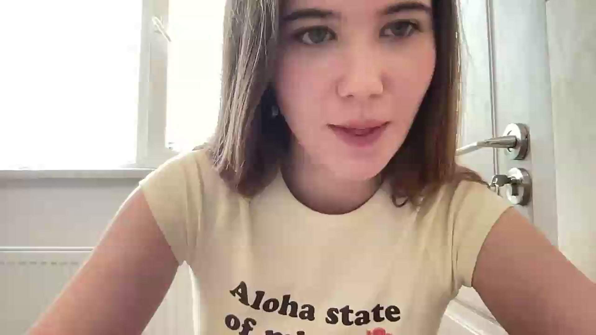 Gallery image thumbnail from Elvira's myfreecams stream on, 06/10/2026, 11:07 image 15 of 20