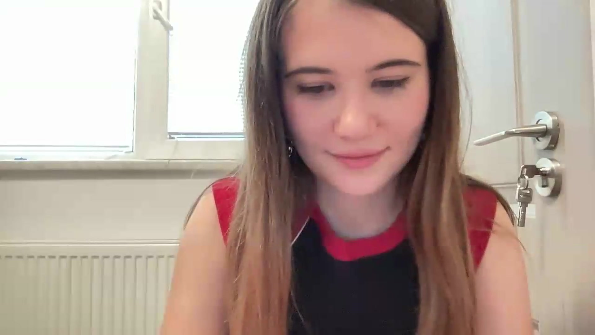 Gallery image thumbnail from Elvira's myfreecams stream on, 06/11/2026, 16:02 image 18 of 20
