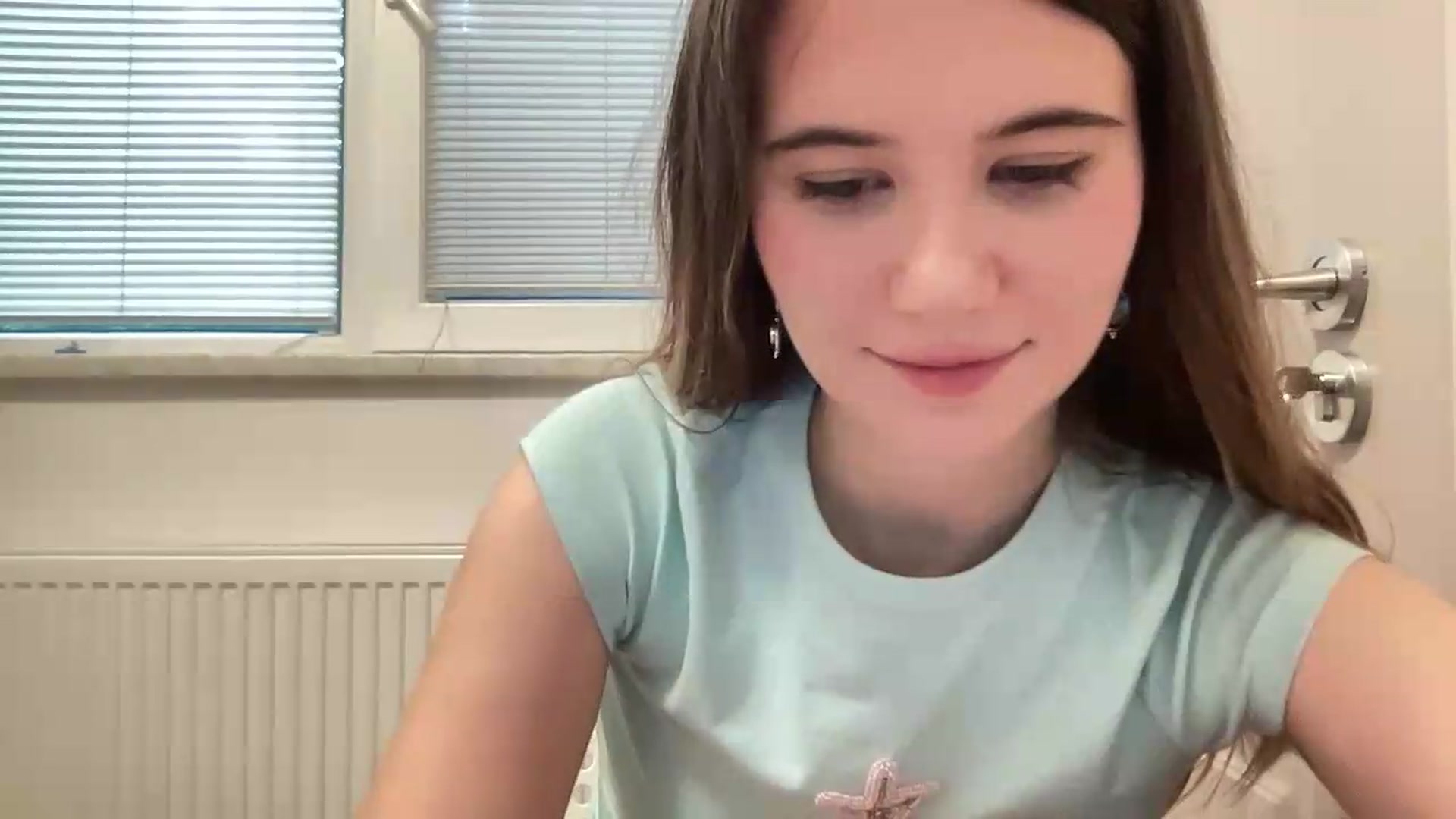 Gallery image thumbnail from Elvira's myfreecams stream on, 06/12/2026, 17:07 image 8 of 20