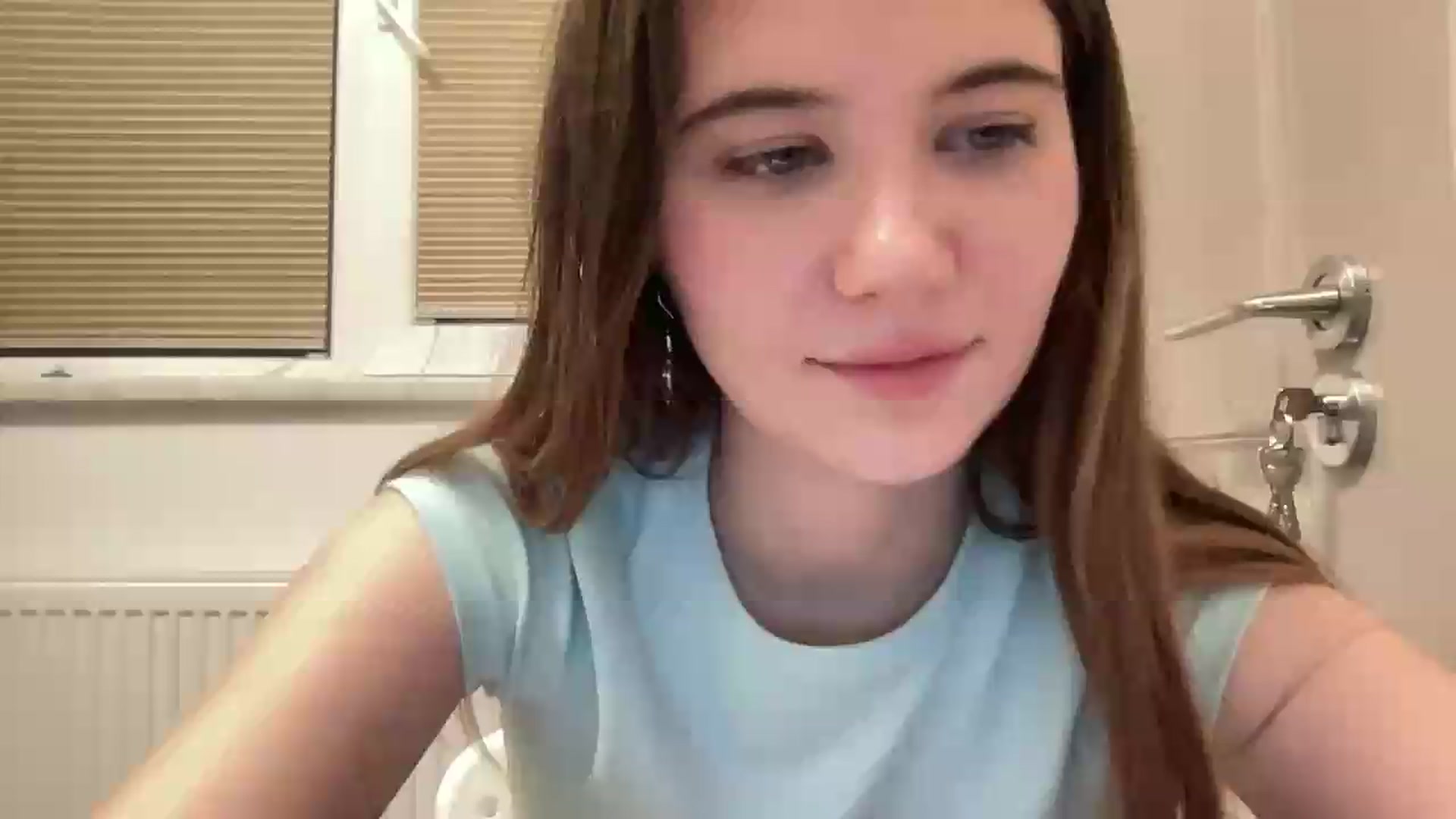 Gallery image thumbnail from Elvira's myfreecams stream on, 06/12/2026, 18:41 image 19 of 20