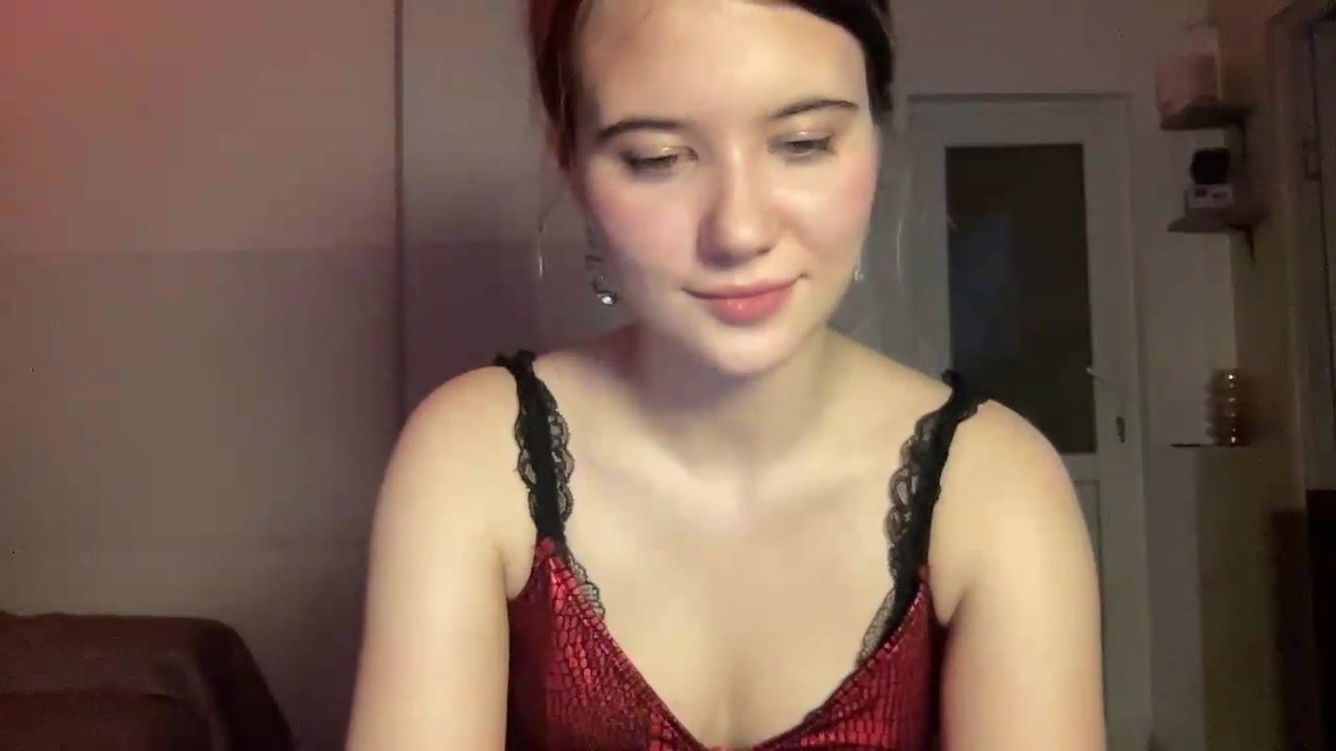 Gallery image thumbnail from Elvira's myfreecams stream on, 06/24/2026, 21:24 image 8 of 20