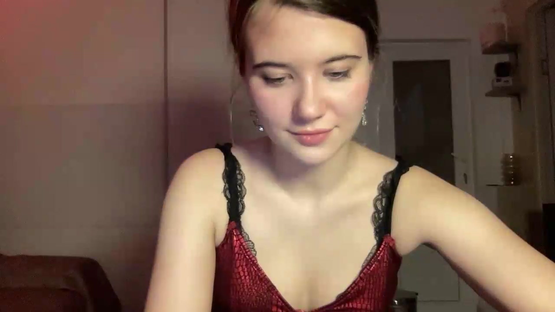 Gallery image thumbnail from Elvira's myfreecams stream on, 06/24/2026, 21:24 image 5 of 20