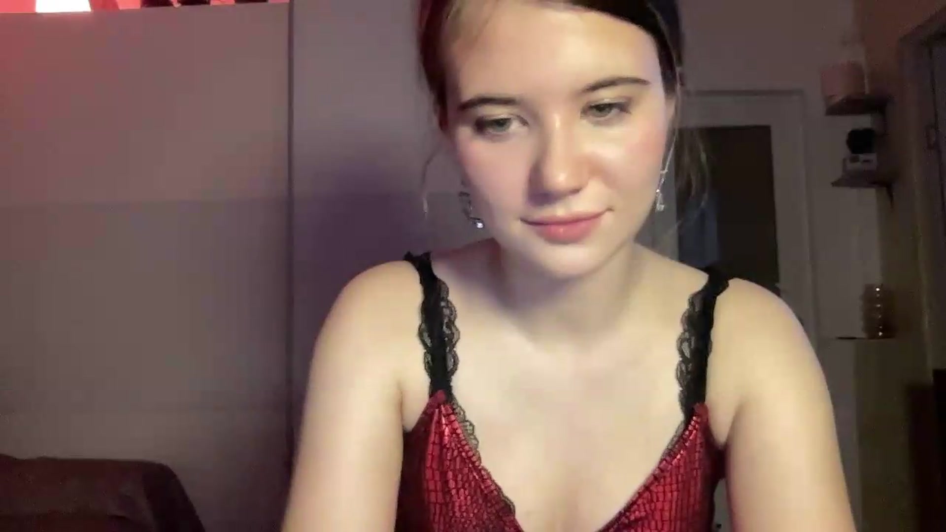 Gallery image thumbnail from Elvira's myfreecams stream on, 06/24/2026, 21:45 image 20 of 20