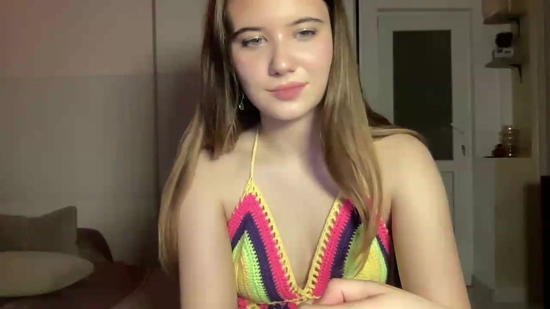 Gallery image thumbnail from Elvira's myfreecams stream on, 06/25/2026, 22:58 image 9 of 20