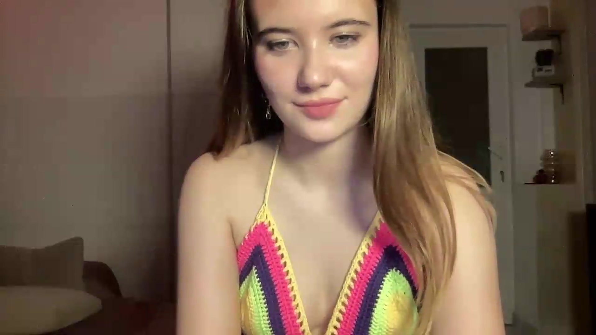 Gallery image thumbnail from Elvira's myfreecams stream on, 06/25/2026, 22:58 image 4 of 20