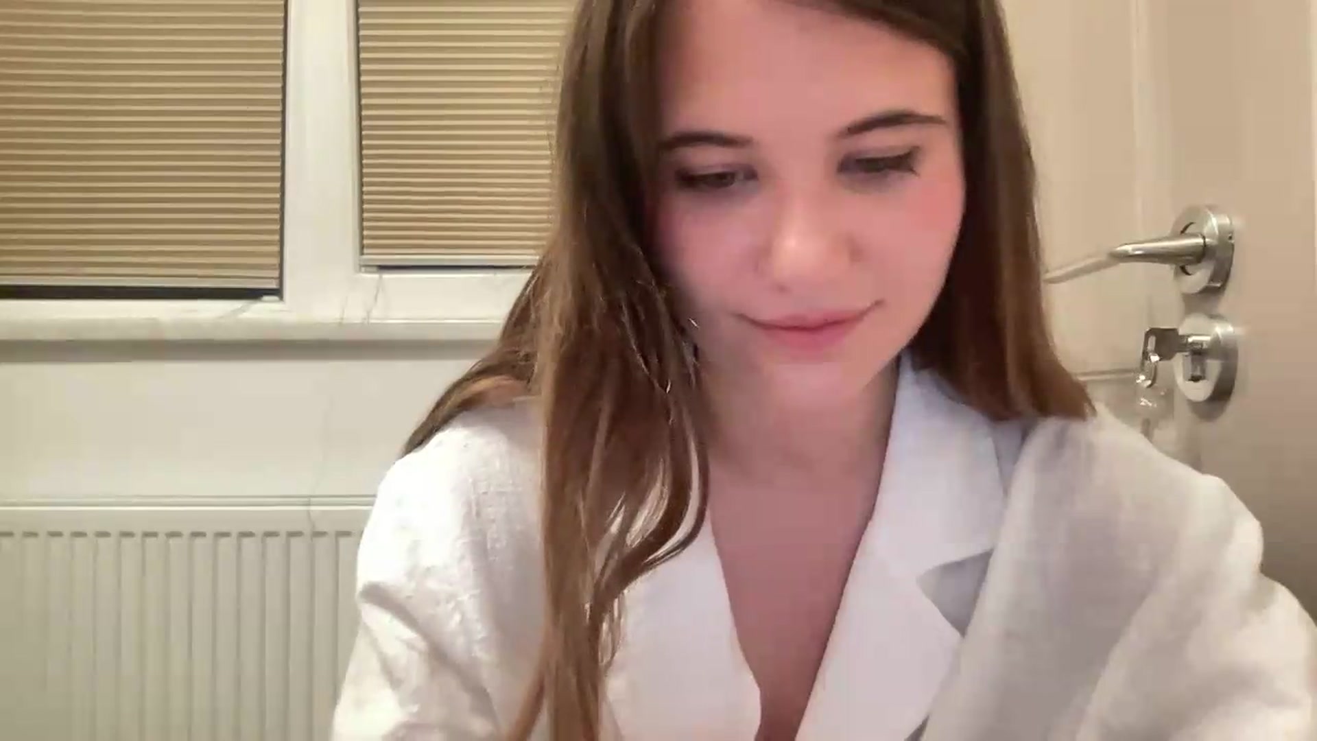 Gallery image thumbnail from Elvira's myfreecams stream on, 07/19/2026, 23:26 image 20 of 20