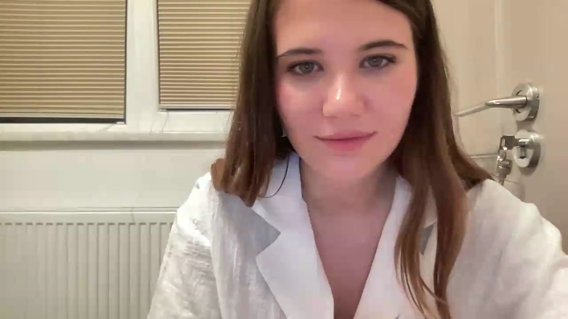 Gallery image thumbnail from Elvira's myfreecams stream on, 07/20/2026, 01:51 image 11 of 20