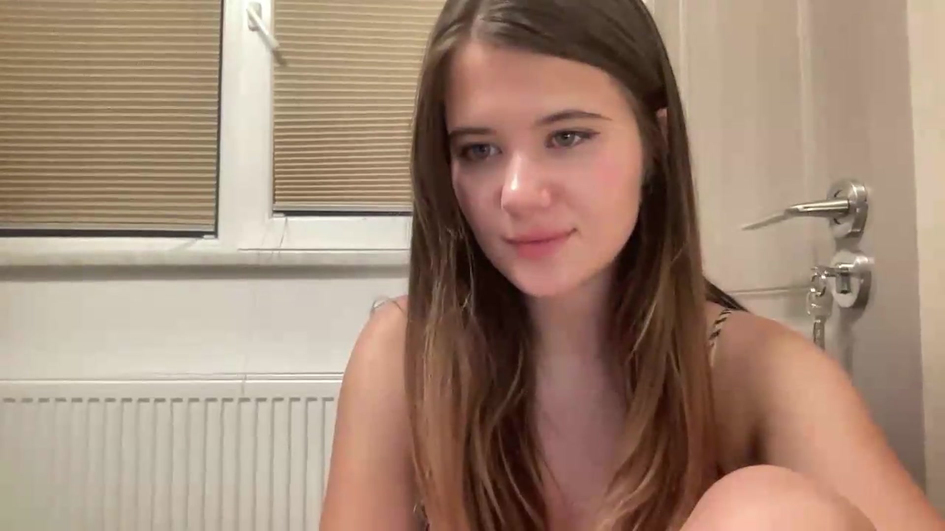 Gallery image thumbnail from Elvira's myfreecams stream on, 08/09/2026, 21:51 image 15 of 20