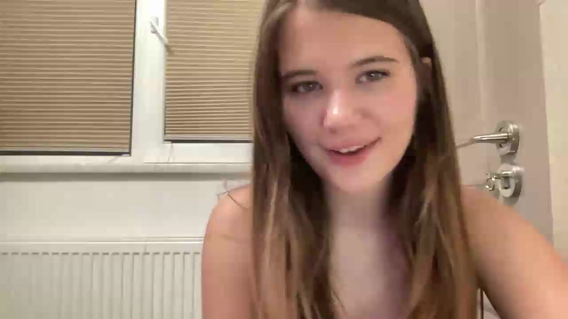 Gallery image thumbnail from Elvira's myfreecams stream on, 08/09/2026, 21:51 image 9 of 20