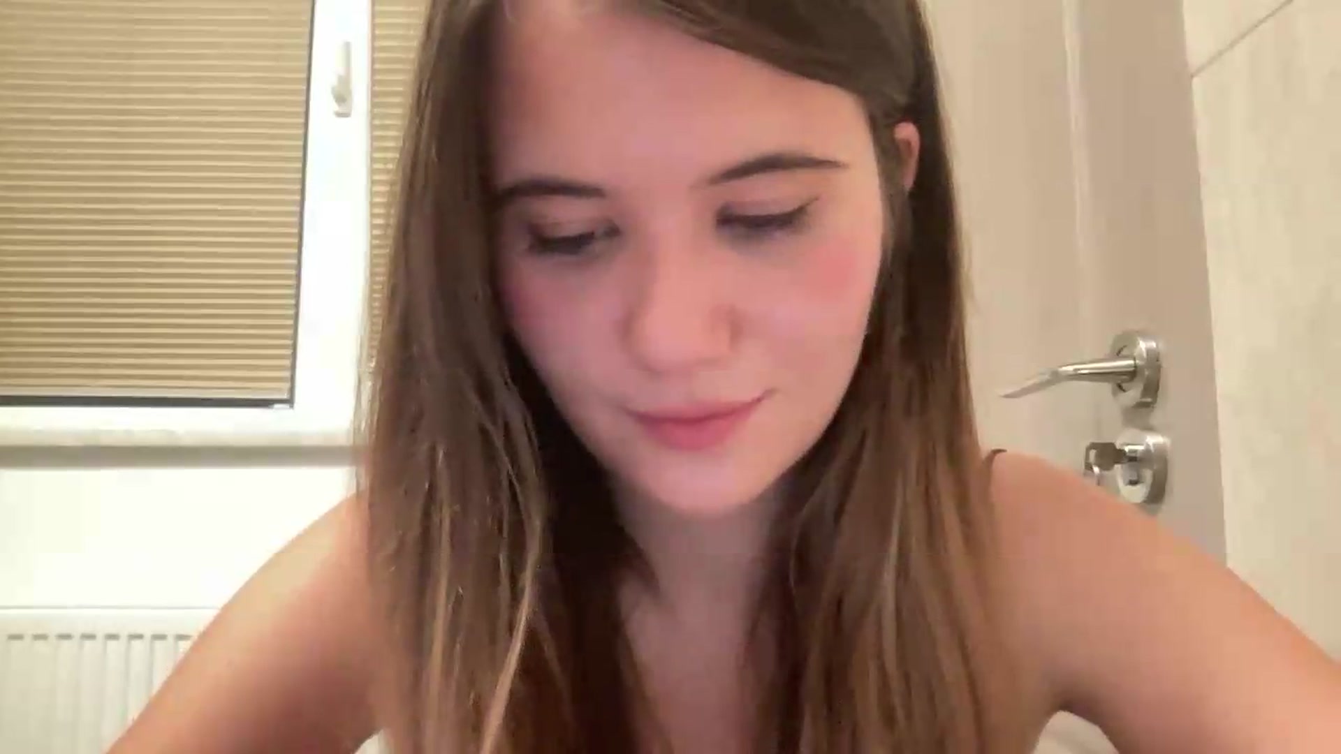 Gallery image thumbnail from Elvira's myfreecams stream on, 08/24/2026, 21:36 image 10 of 20