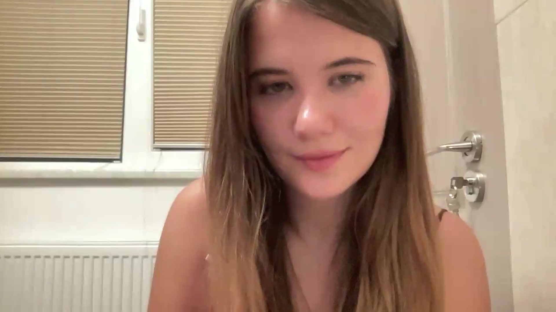 Gallery image thumbnail from Elvira's myfreecams stream on, 08/24/2026, 21:36 image 8 of 20
