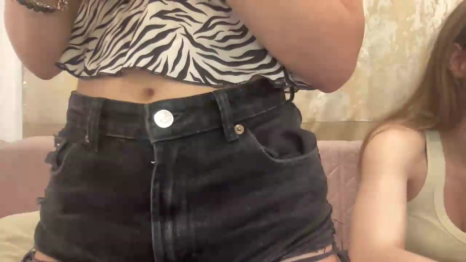 Gallery image thumbnail from Elvira's myfreecams stream on, 08/26/2026, 20:56 image 5 of 20