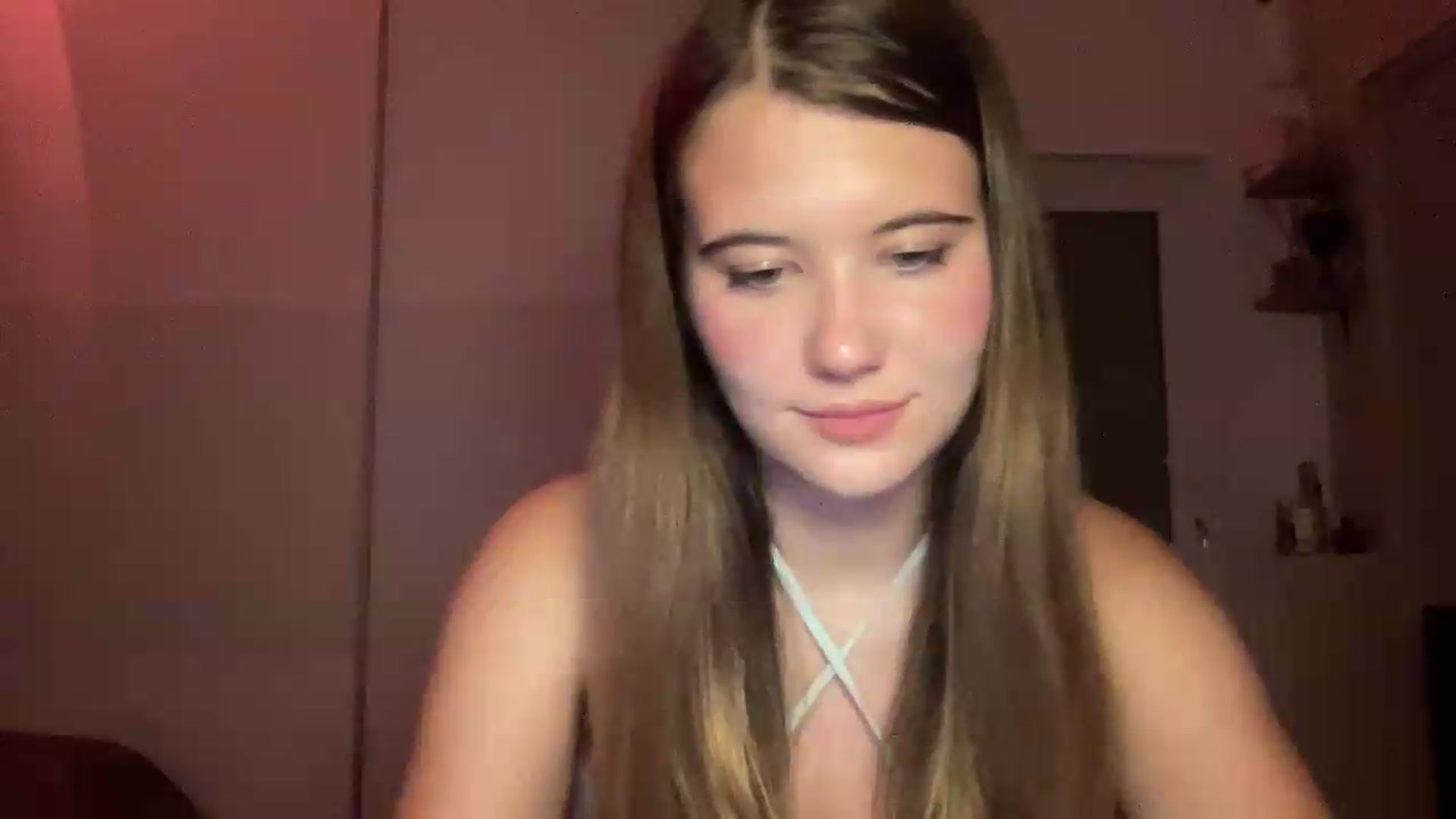 Gallery image thumbnail from Elvira's myfreecams stream on, 08/27/2026, 23:48 image 4 of 20
