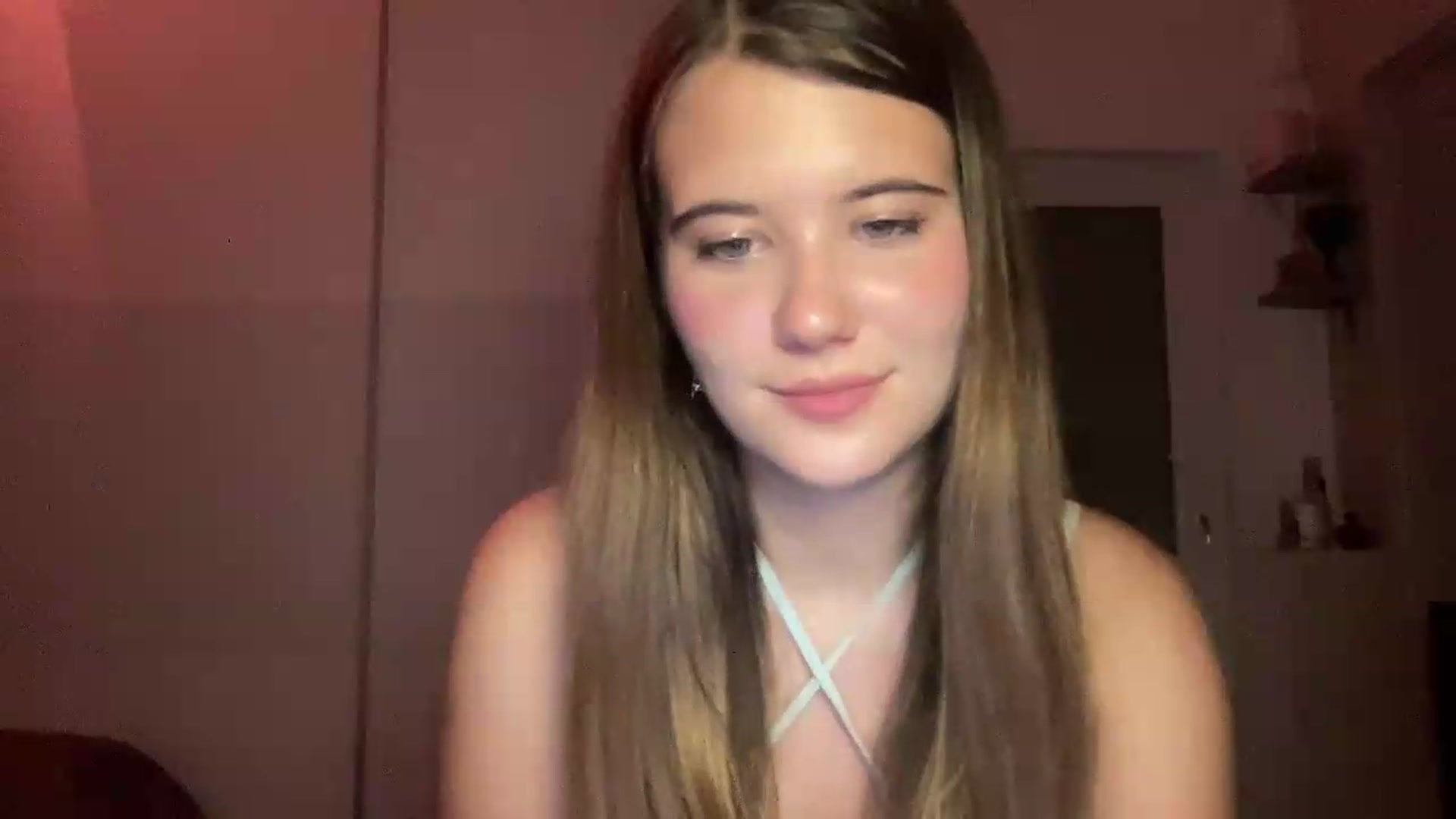 Gallery image thumbnail from Elvira's myfreecams stream on, 08/27/2026, 23:48 image 19 of 20