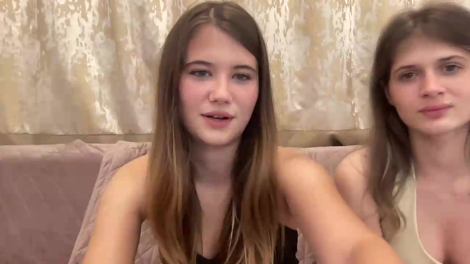 Gallery image thumbnail from Elvira's myfreecams stream on, 08/29/2026, 20:29 image 7 of 20